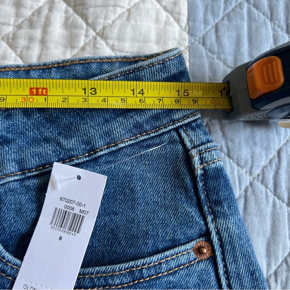 NWT Old Navy Women's Blue Denim Shorts OG High Rise Shorts Size 8 - Picture 3 of 7